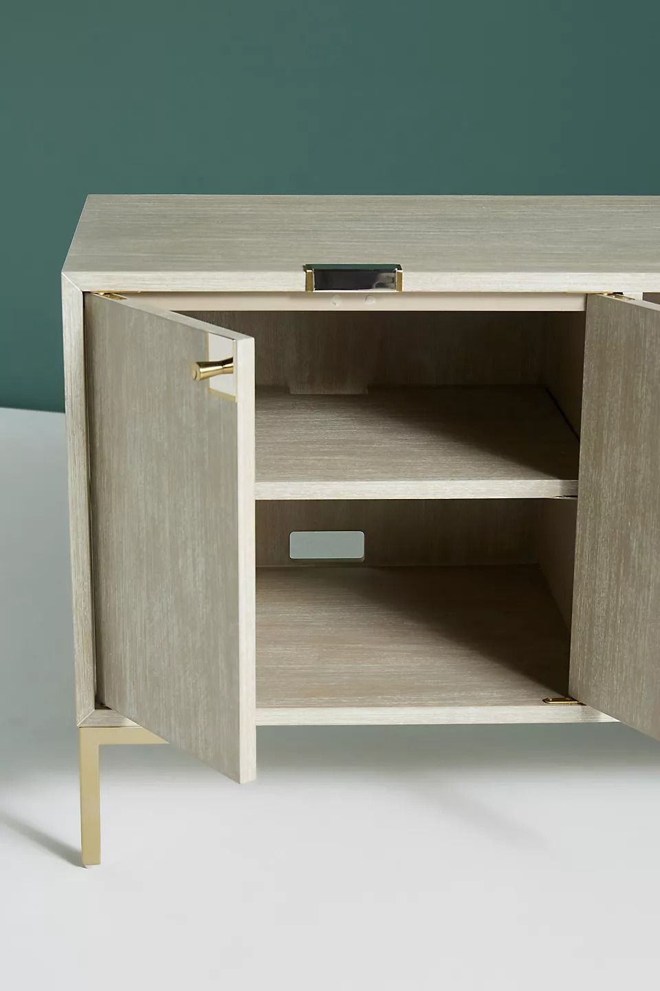 Ingram Media Console thumbnail 4