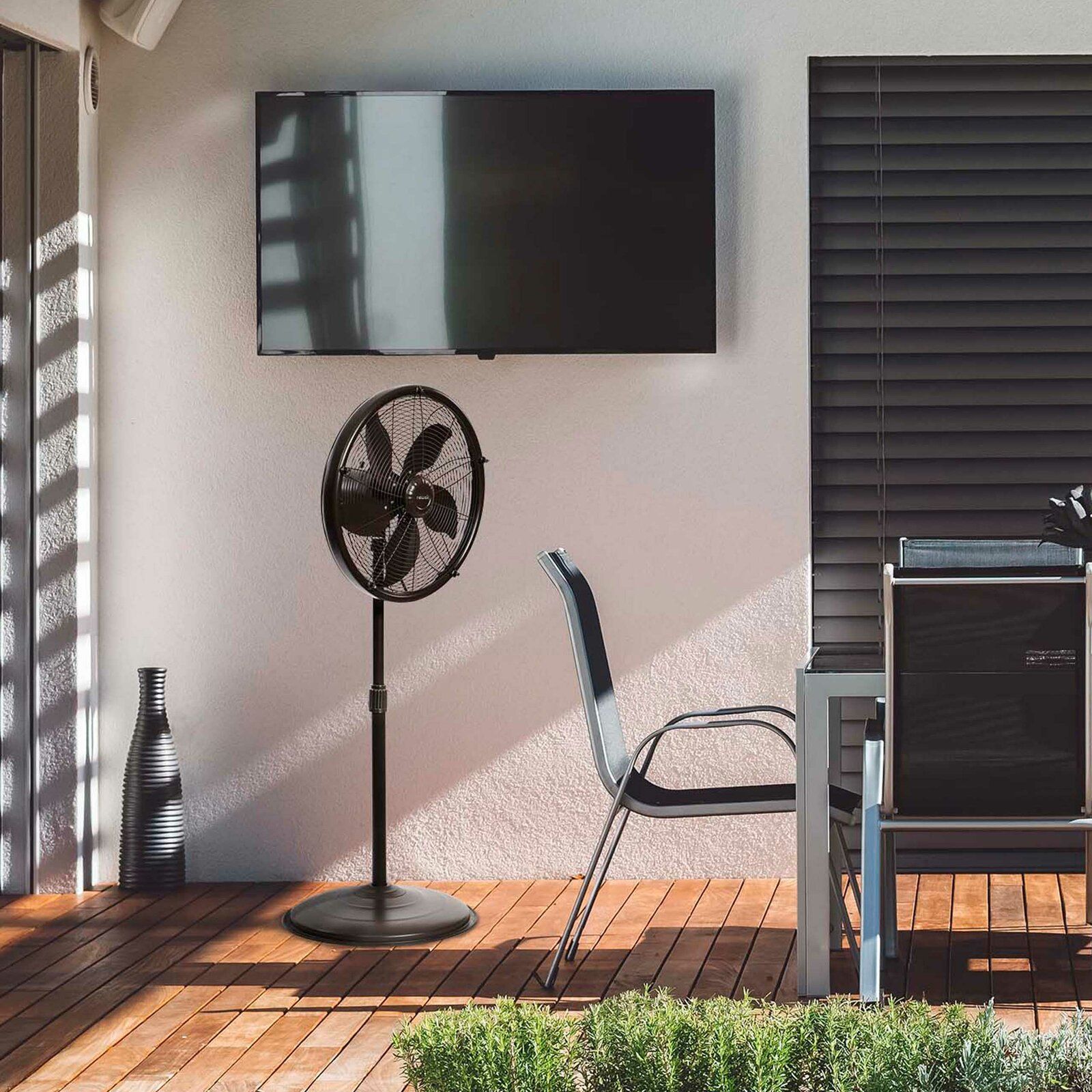 Newair Keep Cool On The Go Oscillating Pedestal Standing Fan thumbnail 5