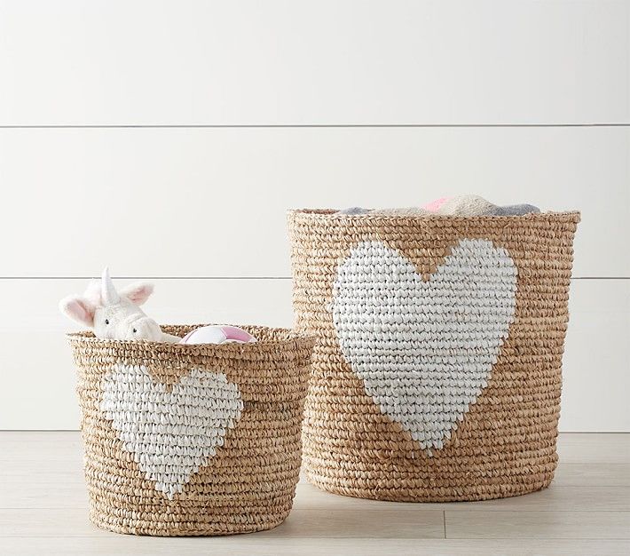 Raffia Heart Basket Large thumbnail 3