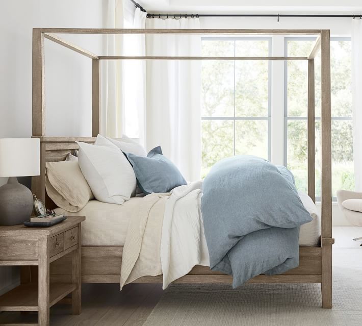 Farmhouse Canopy Bed thumbnail 3