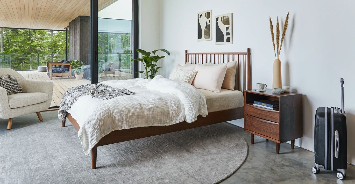 Lenia Walnut Queen Bed thumbnail 2