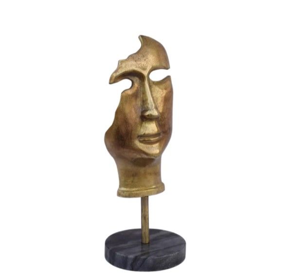 Golden Mask On Stand thumbnail 2