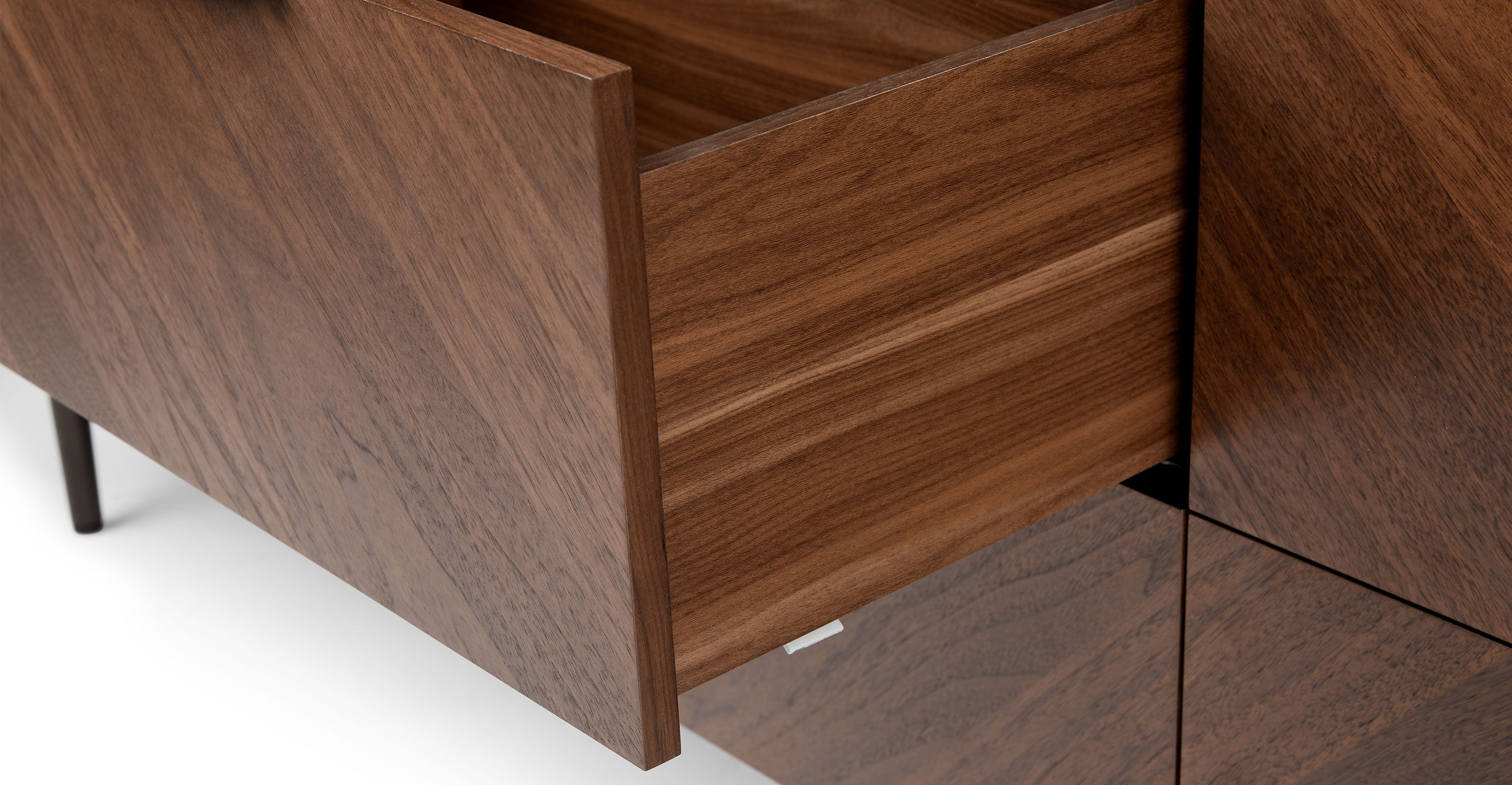 Nera Walnut 6 Drawer Double Dresser thumbnail 12