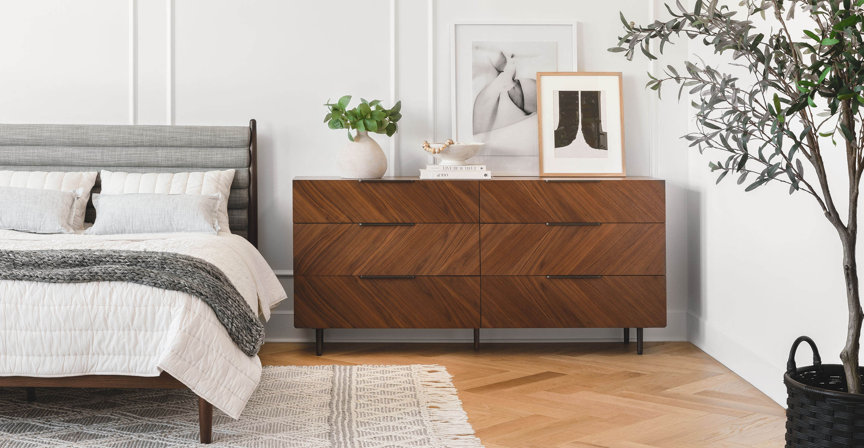 Nera Walnut 6 Drawer Double Dresser thumbnail 15