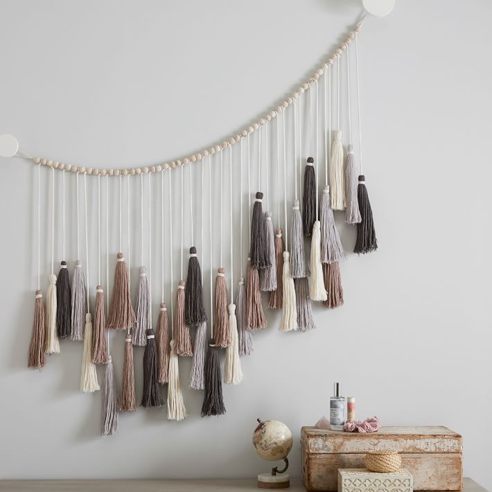Oversized Tassel Garland thumbnail 3