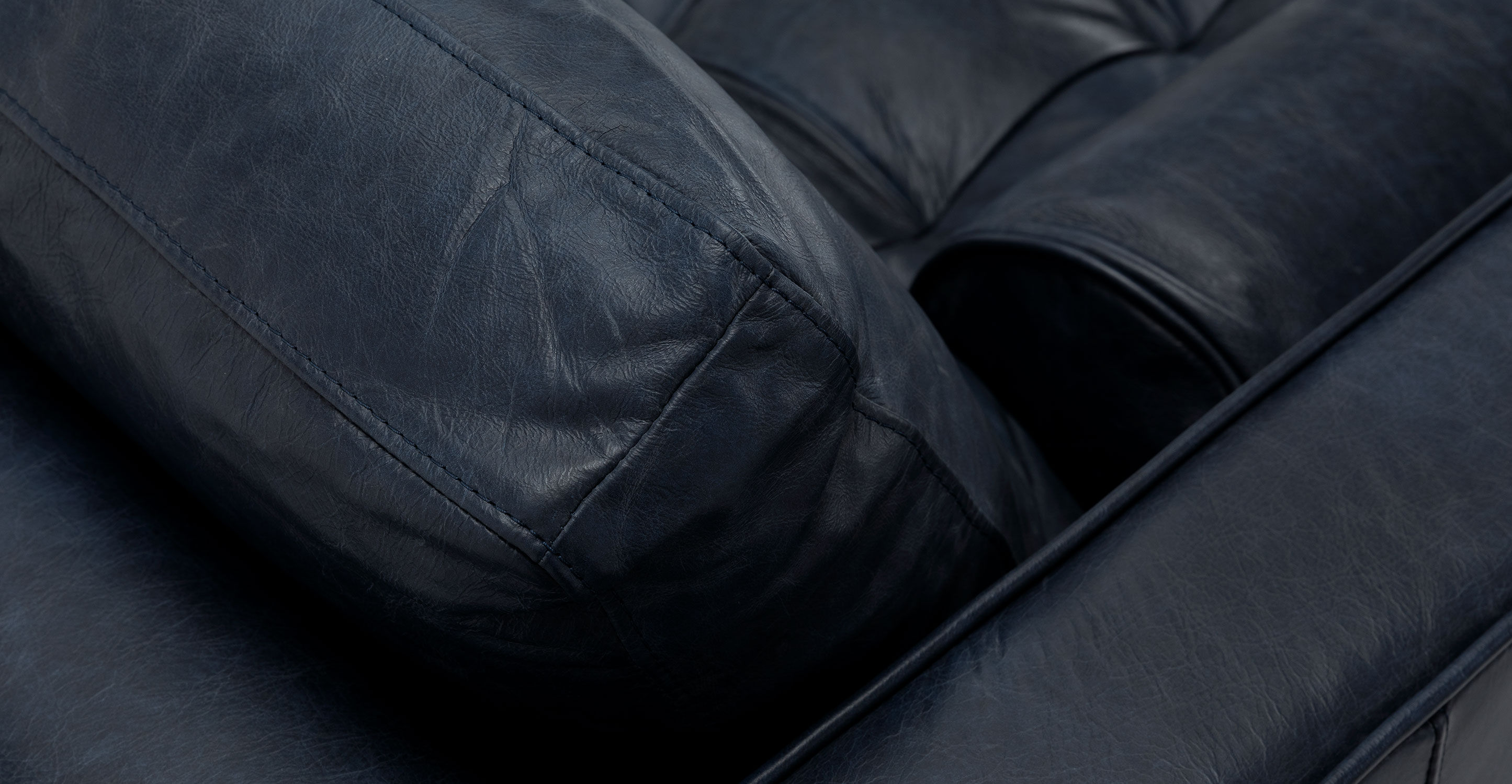 Sven Oxford Blue Right Sectional Sofa thumbnail 6