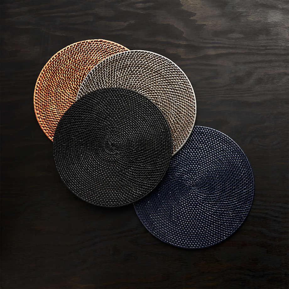 Artesia Black Round Placemat Black thumbnail 3