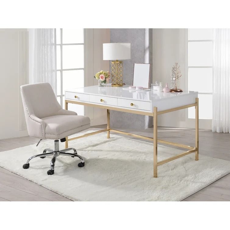 Linquist Desk thumbnail 2