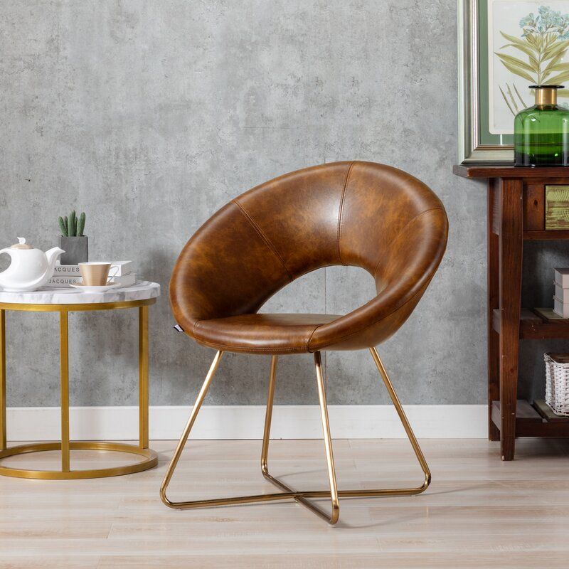 Coomer Wide Barrel Chair thumbnail 6