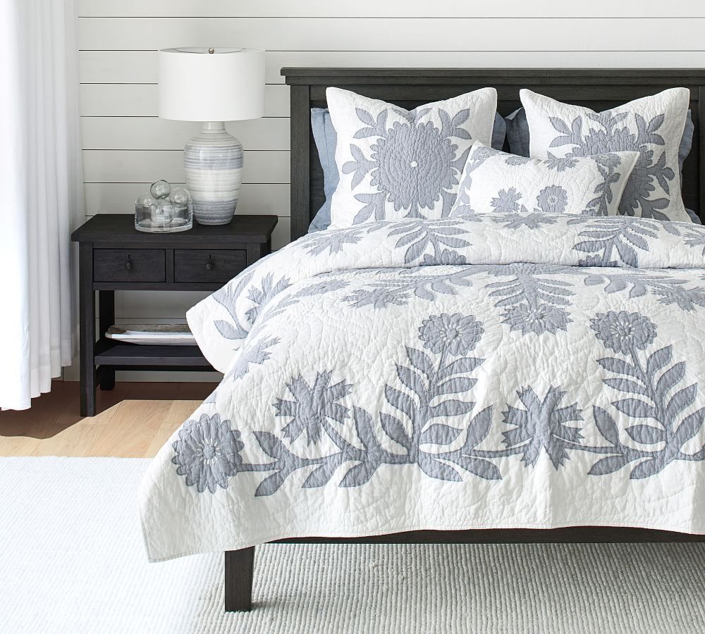 Farmhouse Platform Bed thumbnail 2