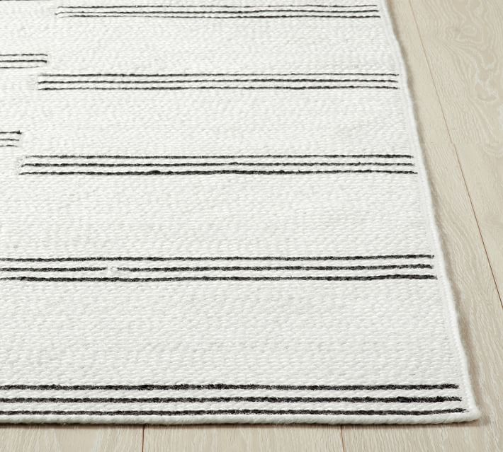 Torryn Indoor Outdoor Rug-8'x10' thumbnail 2