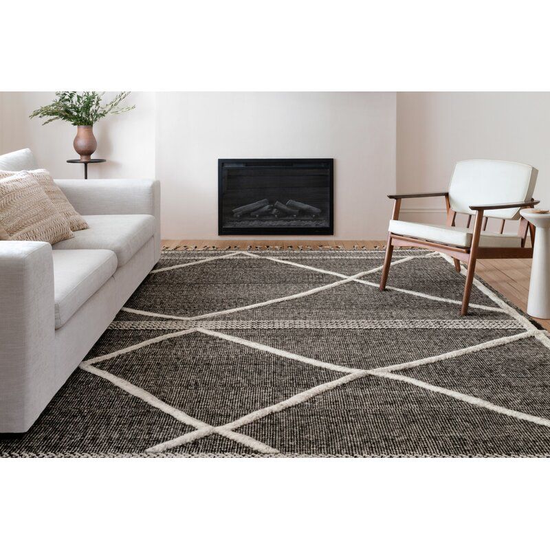 Easley Beige Black Hand Knotted Area Rug-7'9"x9'9" thumbnail 2