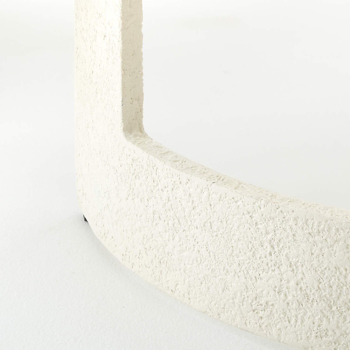 Orrin White Oval Dining Table thumbnail 5