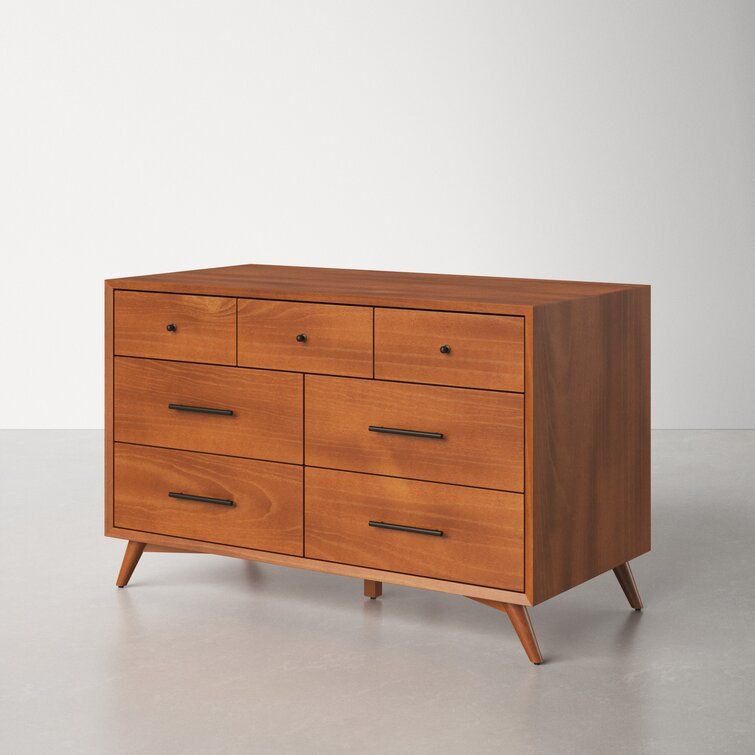 Williams 7 Drawer Dresser thumbnail 4