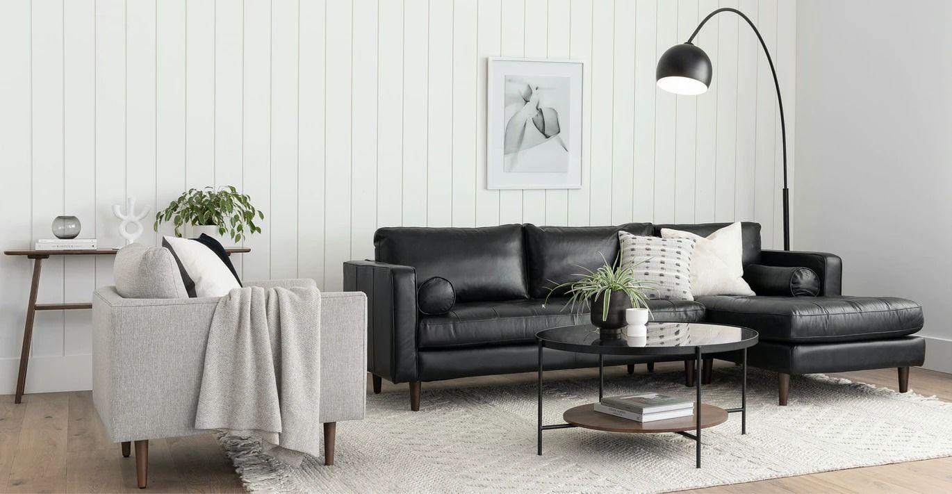 Sven Oxford Black Right Sectional Sofa thumbnail 2