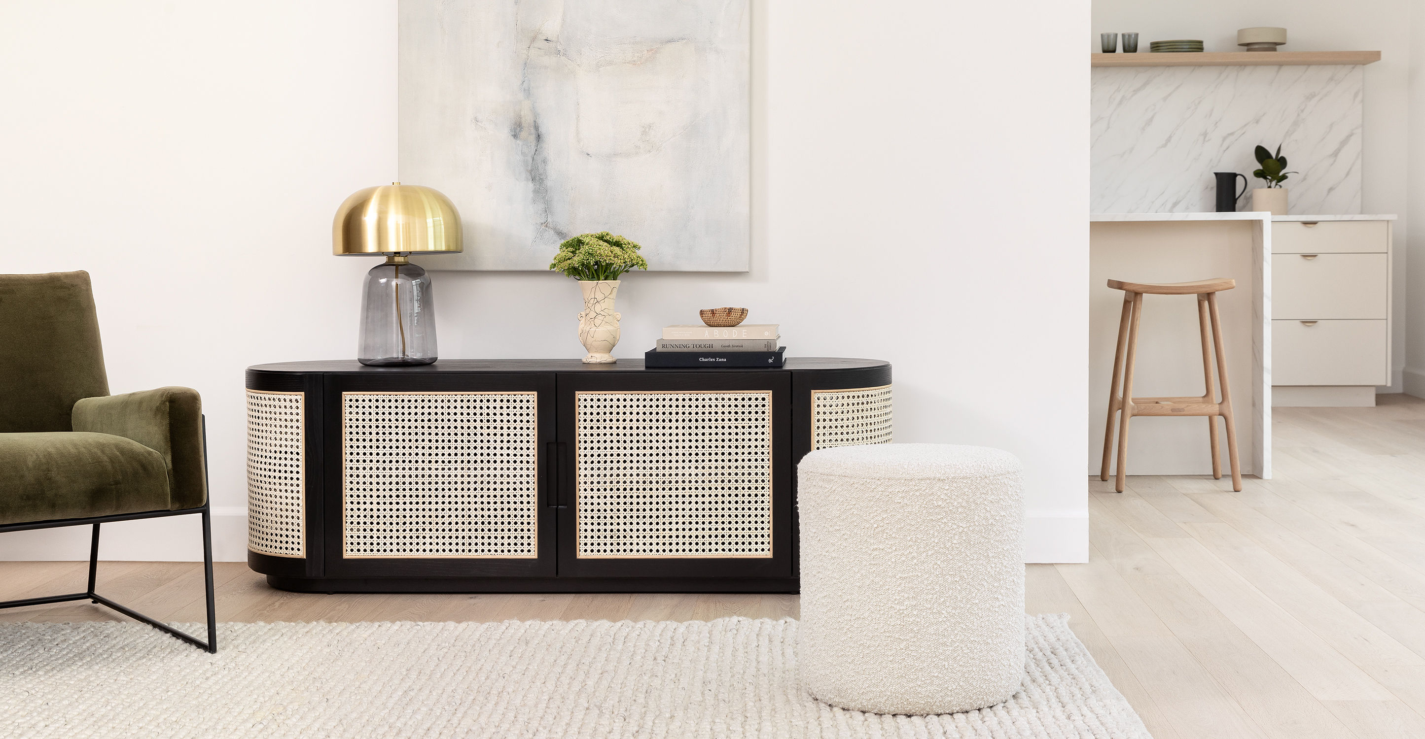 Candra Black Media Unit thumbnail 2