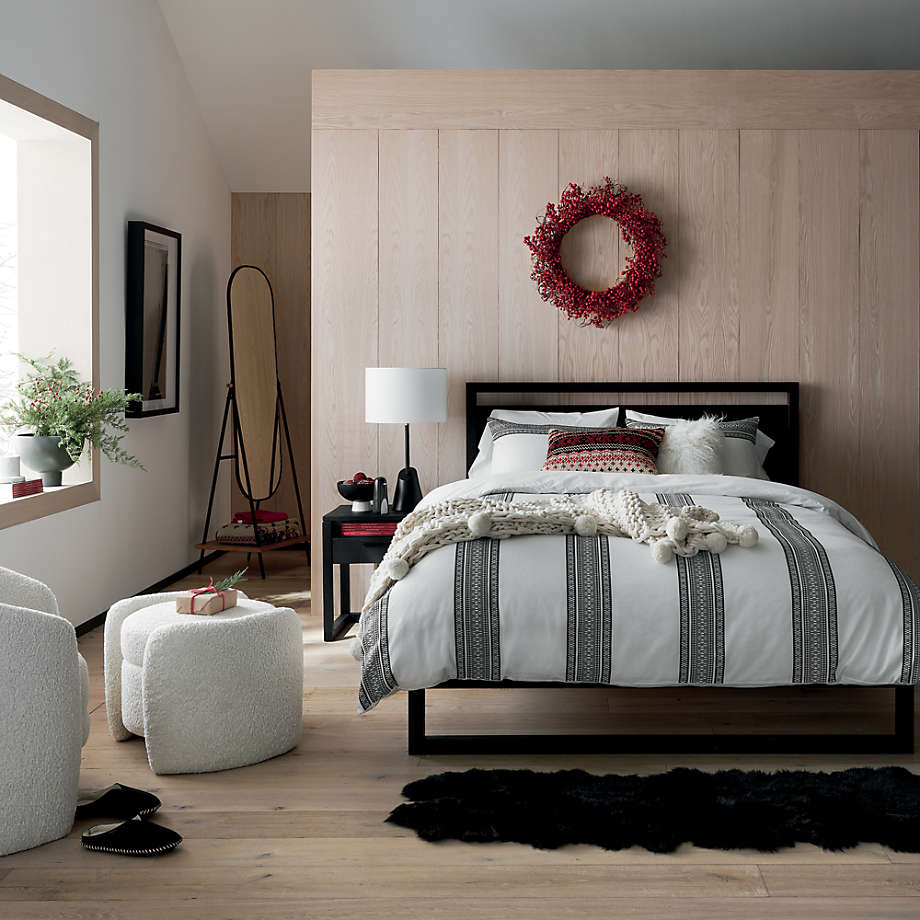 Linea Black Bed-Full thumbnail 2
