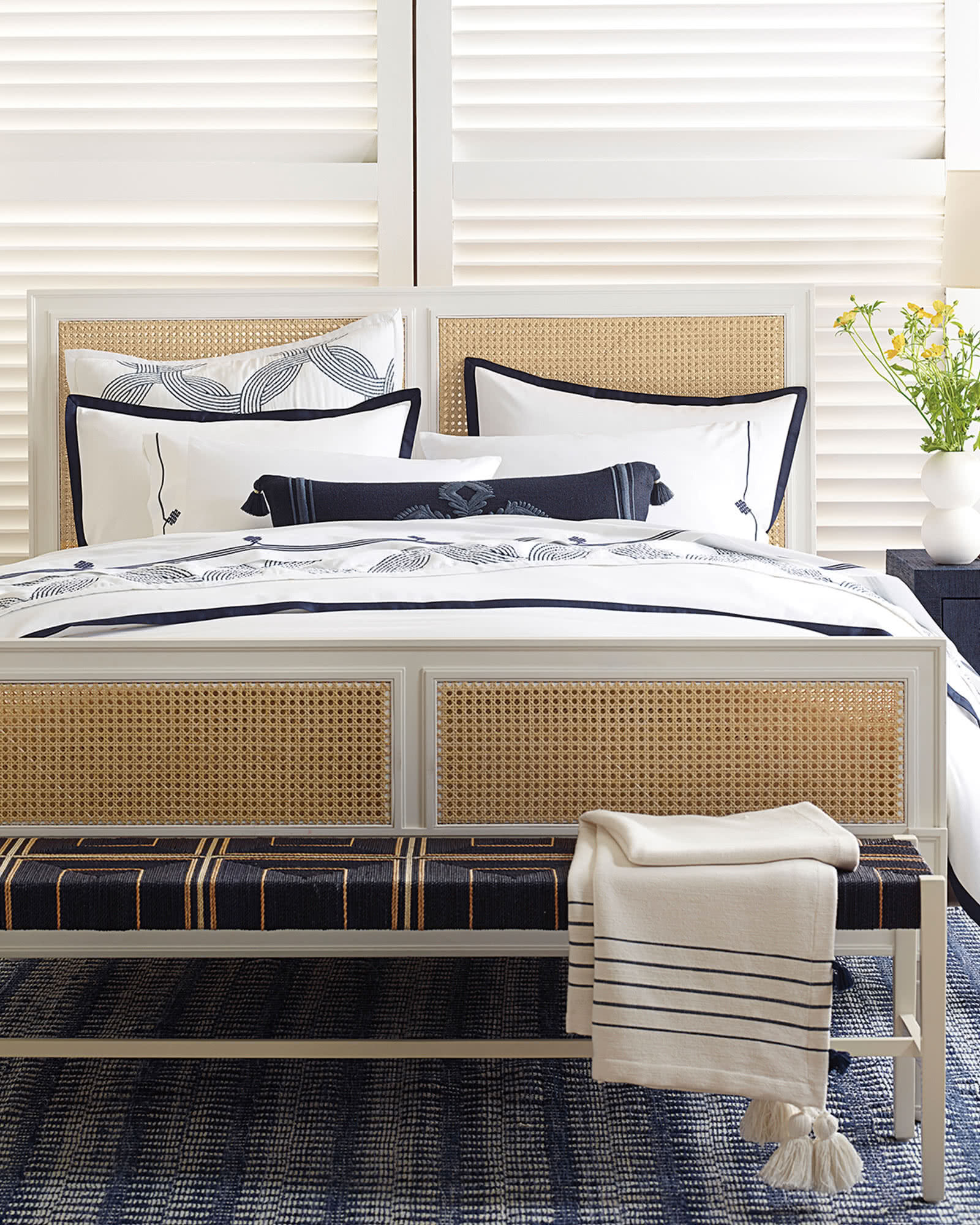 Border Frame Shams With insert-26"x26" thumbnail 3
