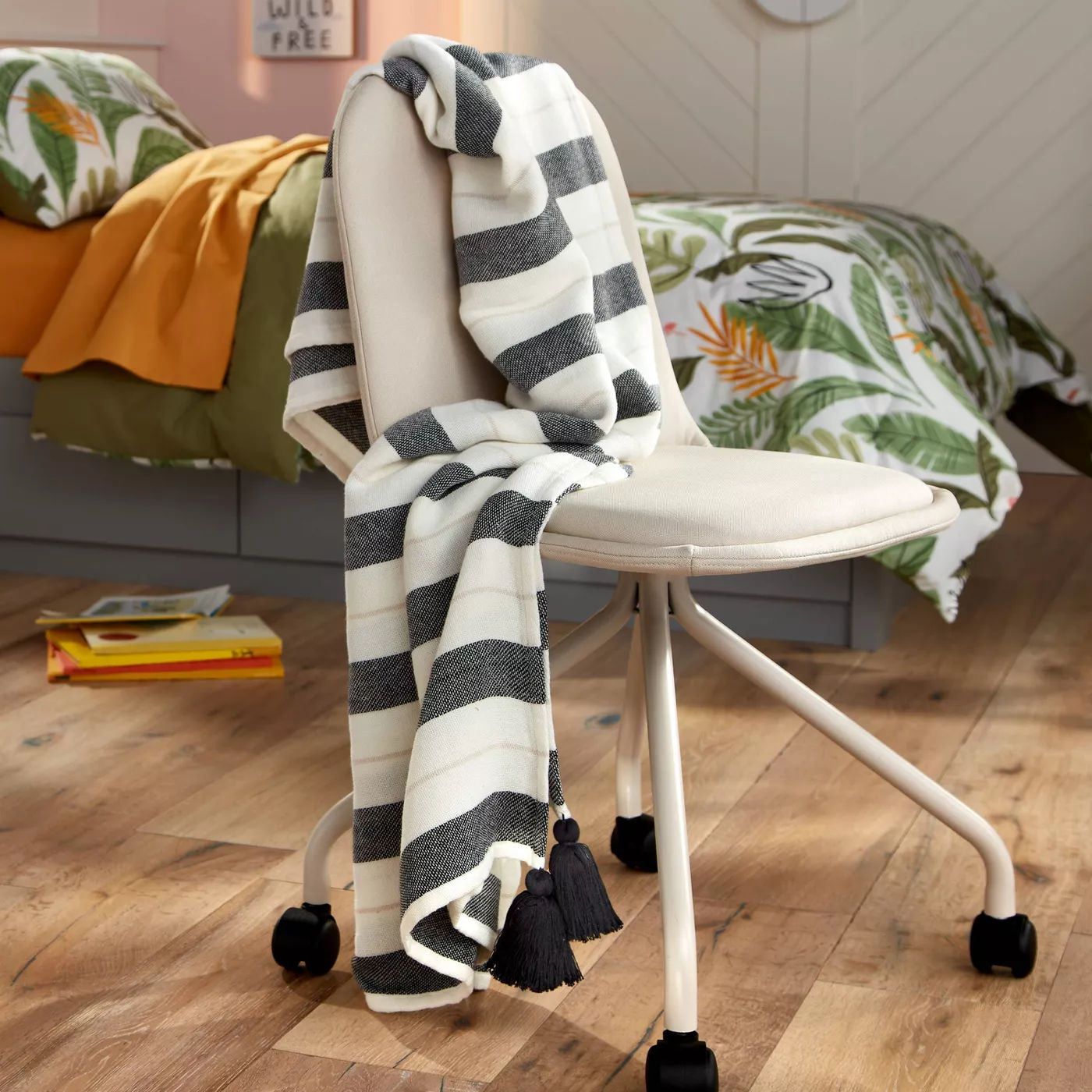Woven Striped with Tassel Throw - Pillowfort 50"x60" thumbnail 5