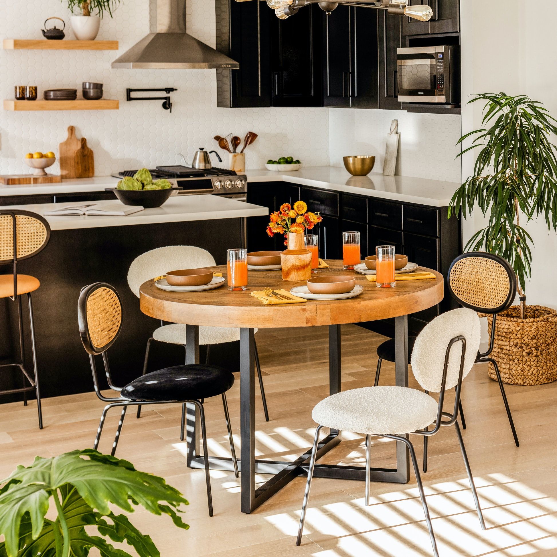 Calla Dining Chair thumbnail 12