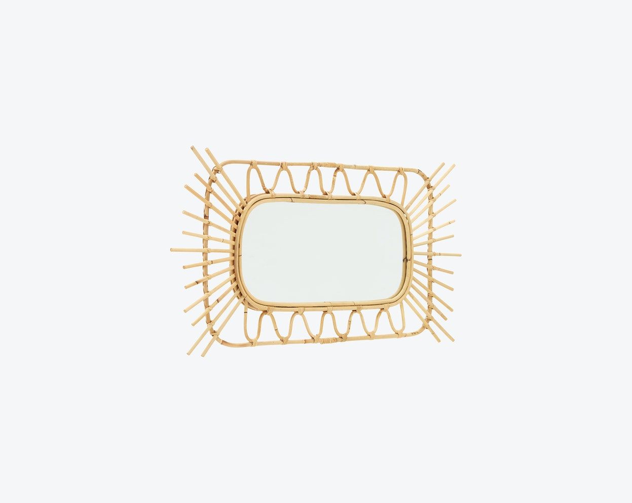 Nia Mirror thumbnail 4