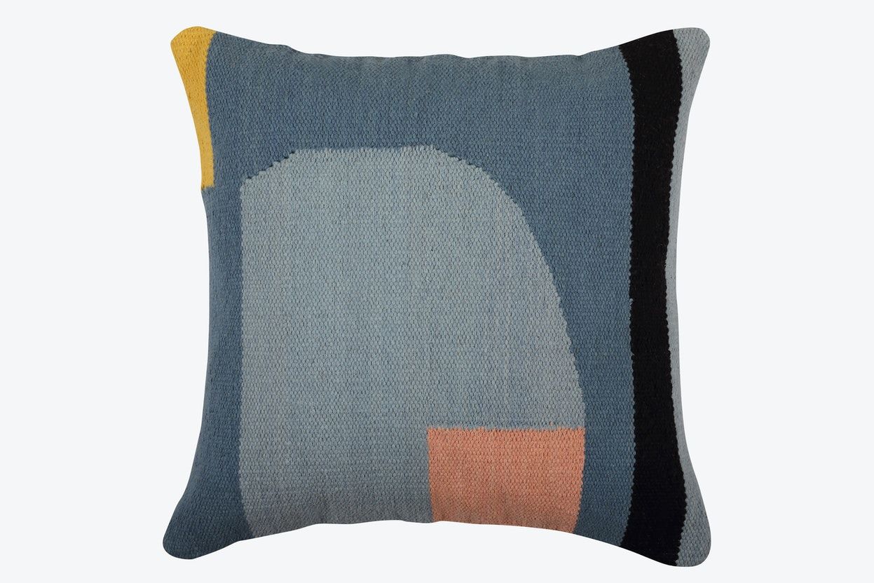 Zosia Pillow With Insert 18"x18" thumbnail 2