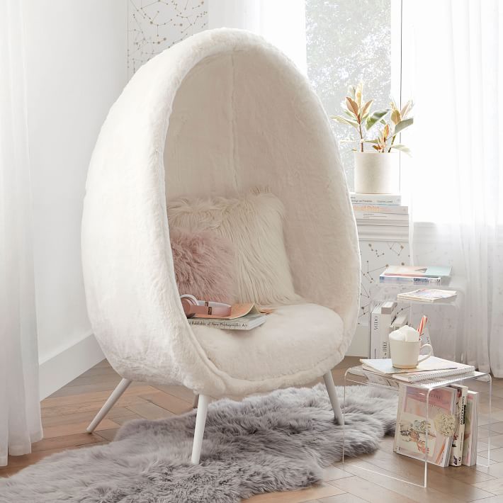 Polar Bear Cave Chair thumbnail 3