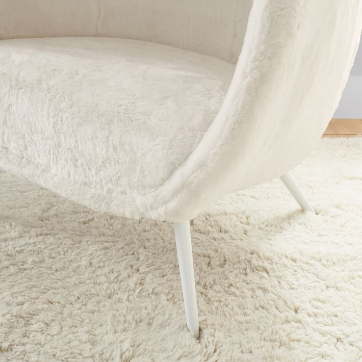 Polar Bear Cave Chair thumbnail 4