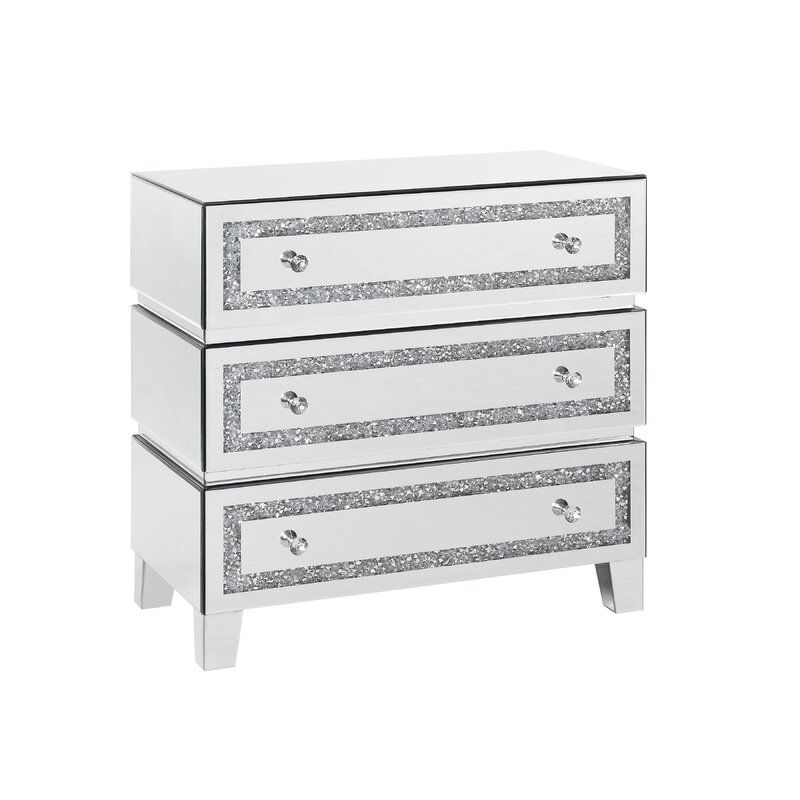 Roven Three Drawer Dresser thumbnail 2