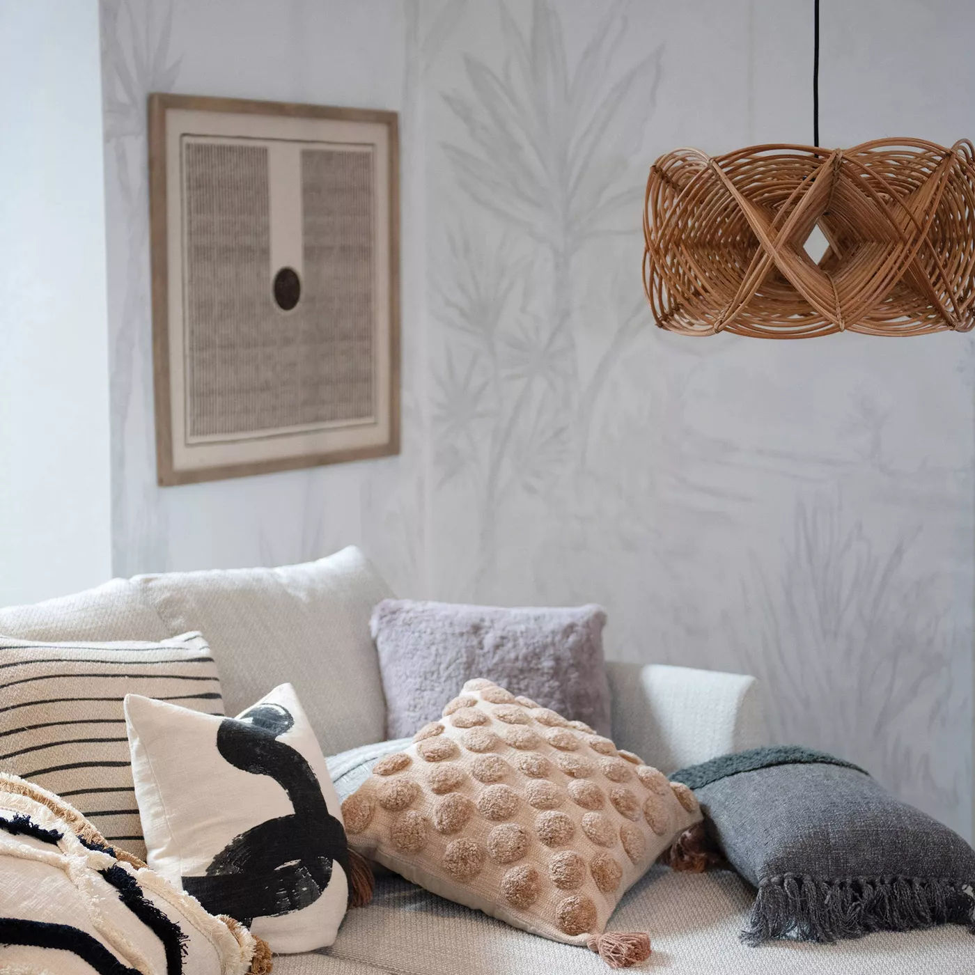 Hand Woven Rattan Pendant Lamp Brown thumbnail 2