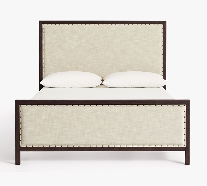 Toulouse Upholstered Bed thumbnail 3