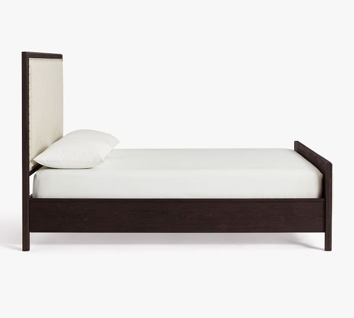 Toulouse Upholstered Bed thumbnail 4