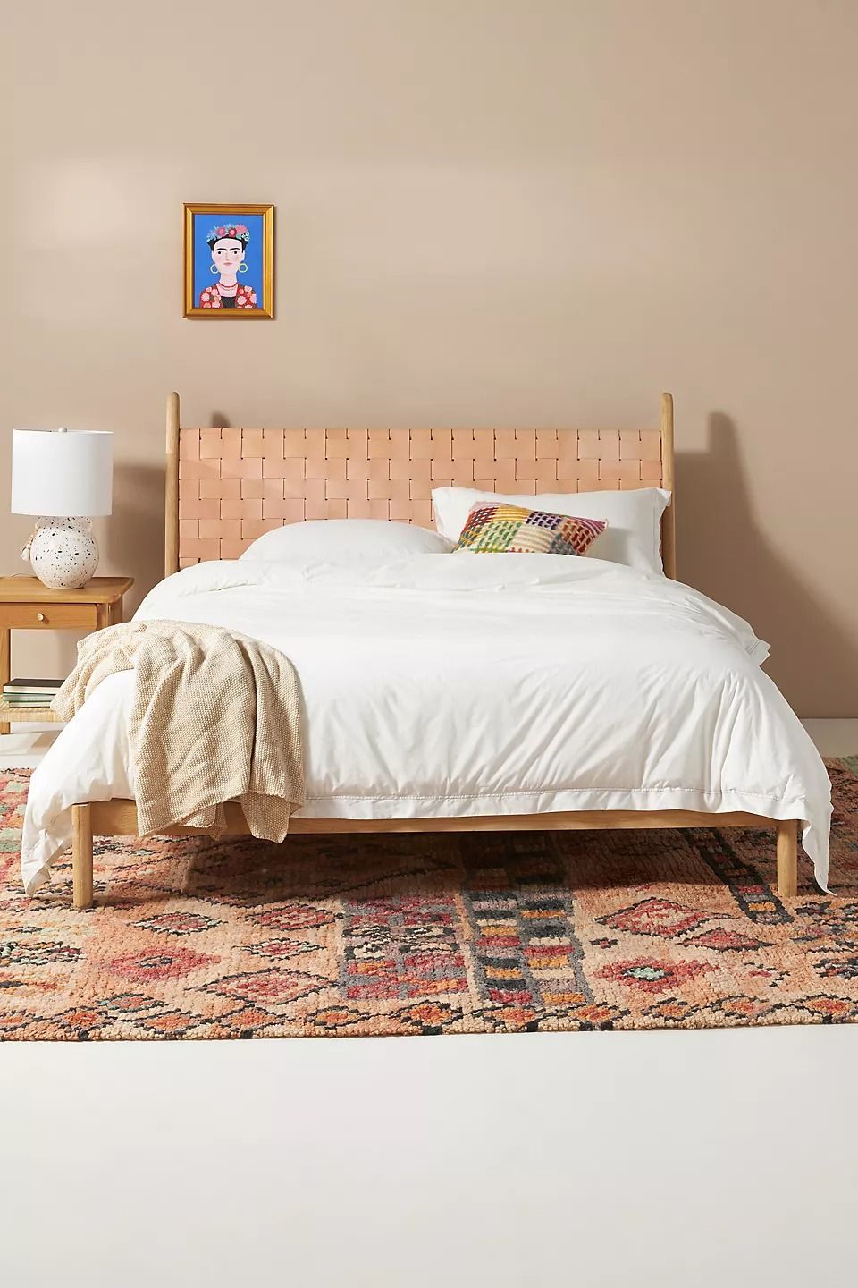 Leather Cove Bed King thumbnail 2