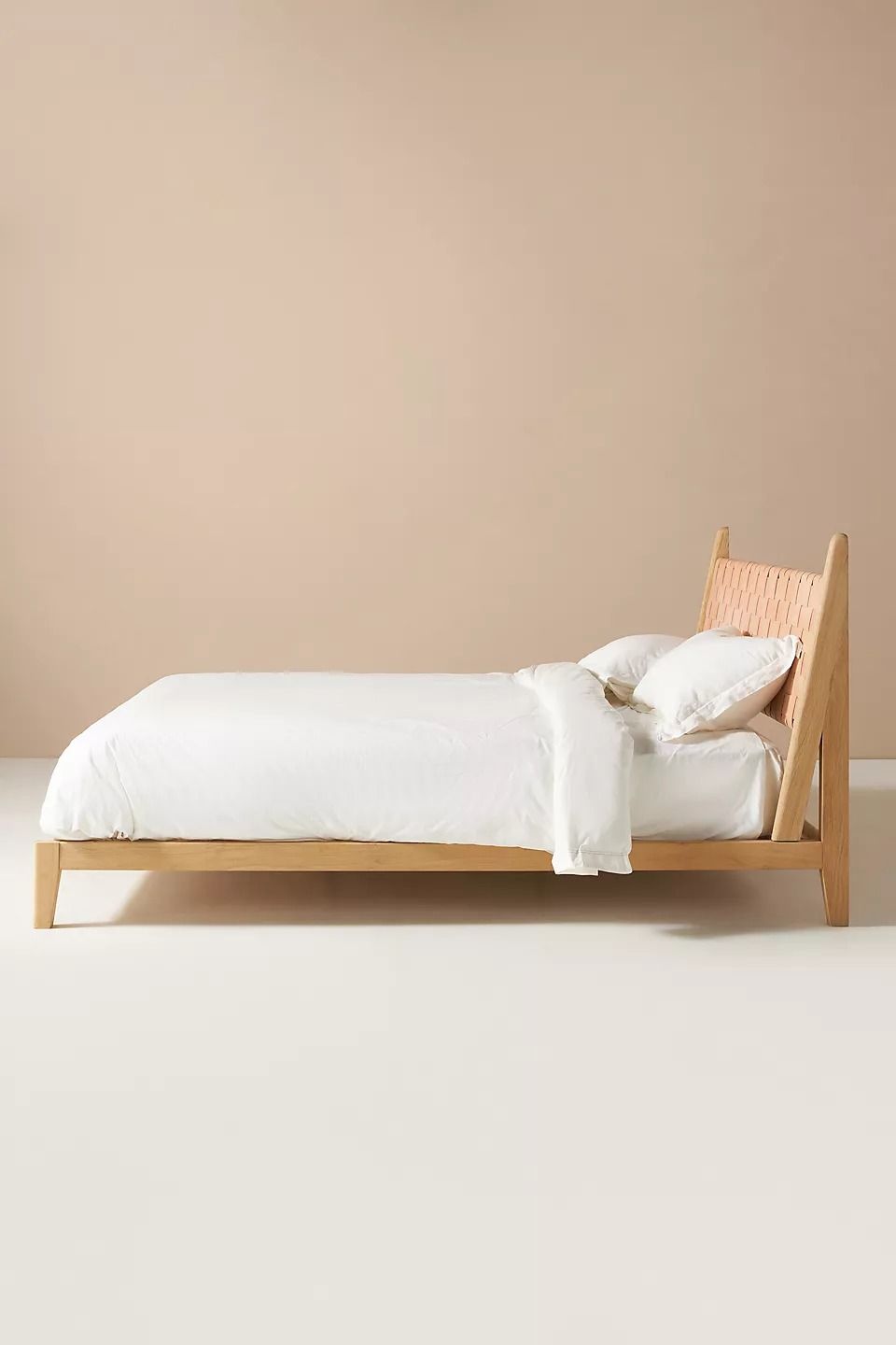 Leather Cove Bed King thumbnail 4