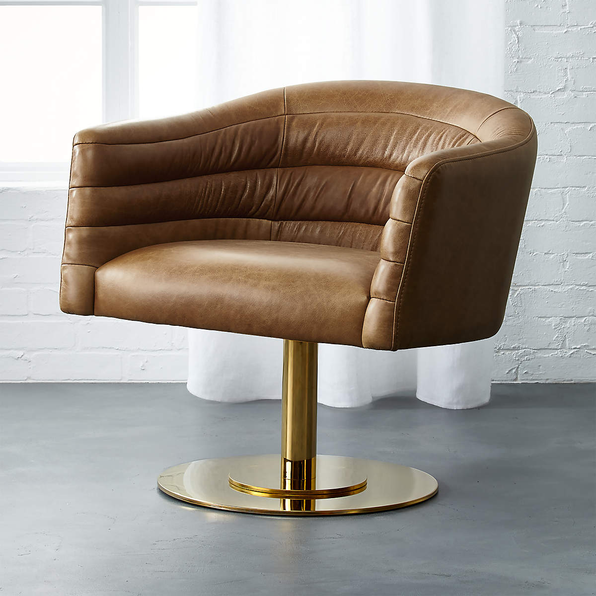 Cupa Saddle Leather Swivel Base Chair thumbnail 2