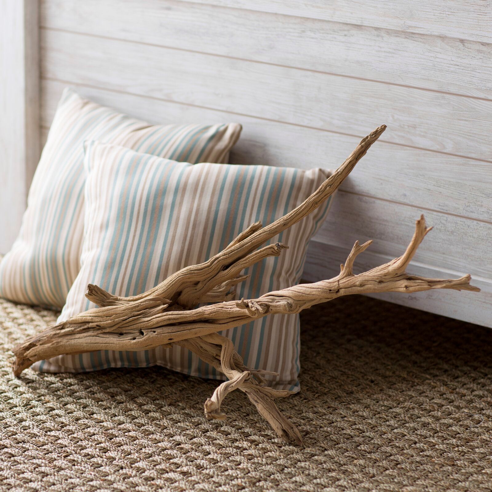 Adolfa Decorative Natural California Driftwood Branch-18" thumbnail 2