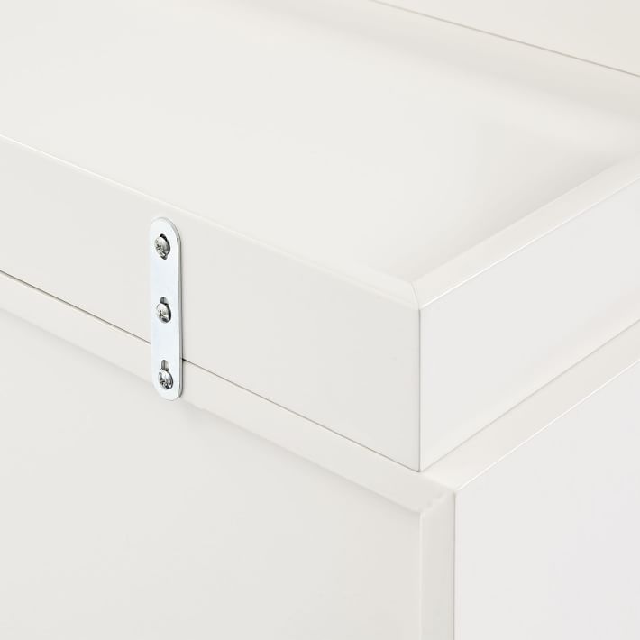 Modern 6-Drawer Changing Table And Topper thumbnail 4