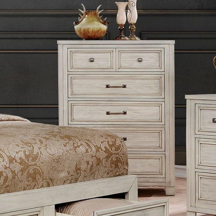 Caitlyn 8 Drawer thumbnail 4