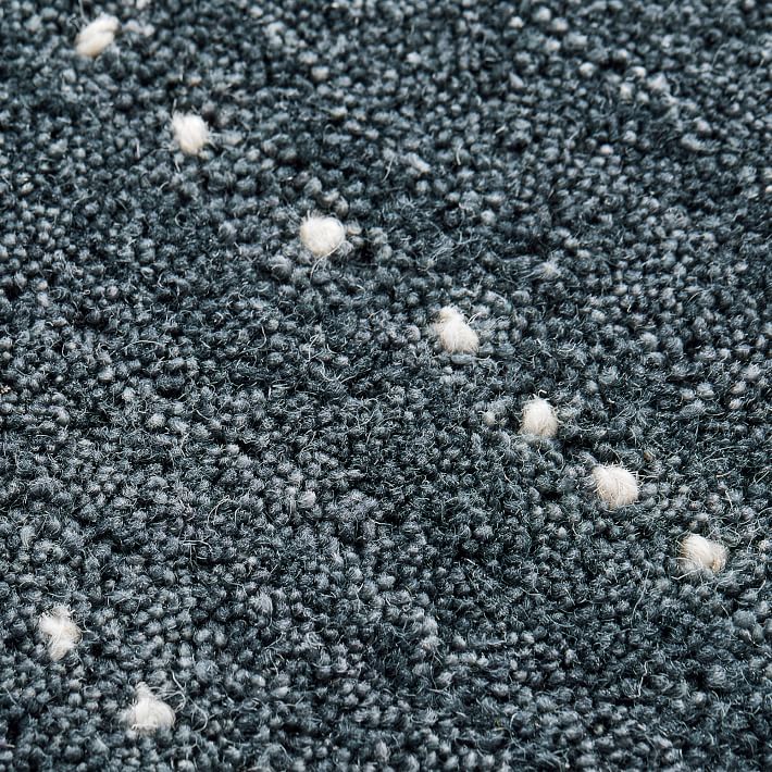 Graduated Dot Rug 5'x8' thumbnail 4