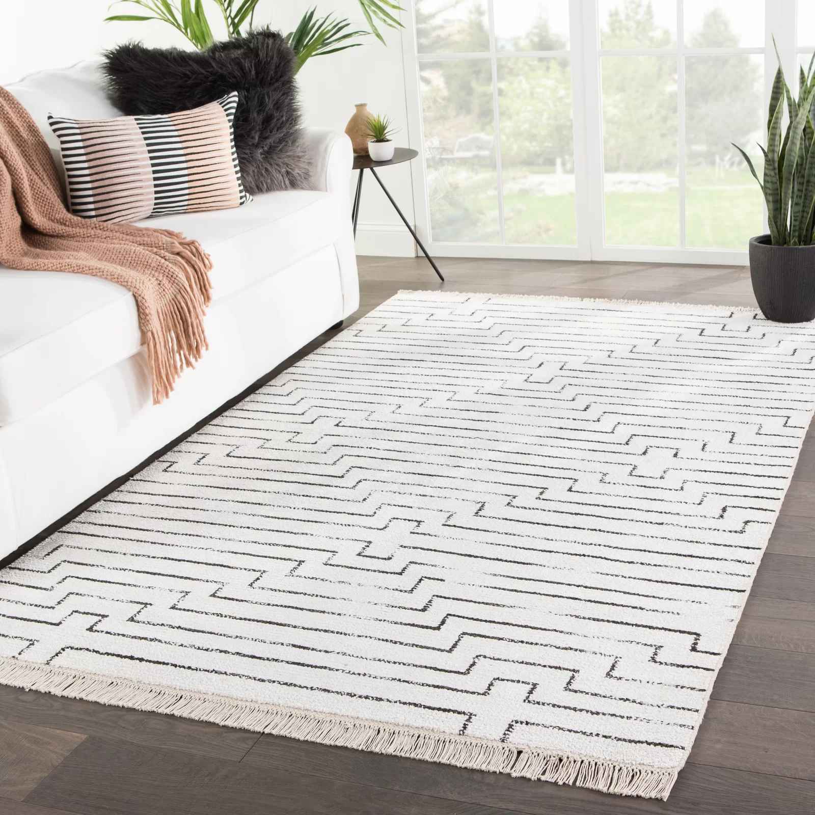 Rowan White Viscose Area Rug-9'x13' thumbnail 2