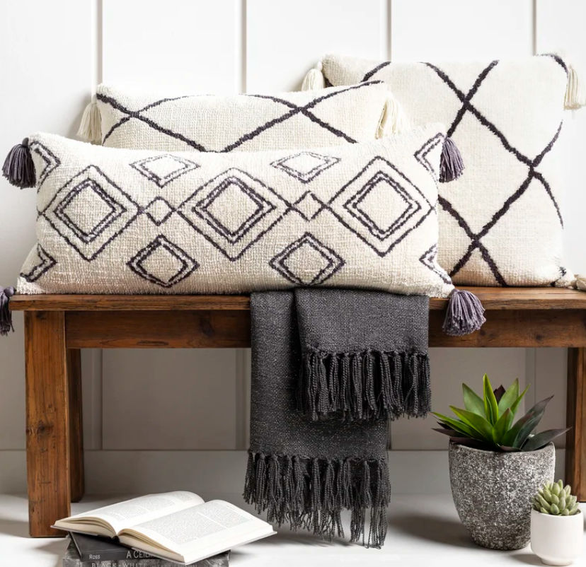 Harbor Throw With Insert-22"x22" thumbnail 2