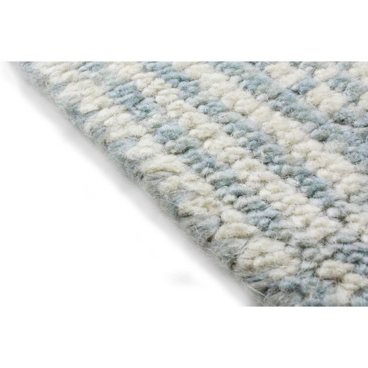 Abby Geometric Hand-Knotted Wool Area Rug in Light Blue7'6"x9'6" thumbnail 3