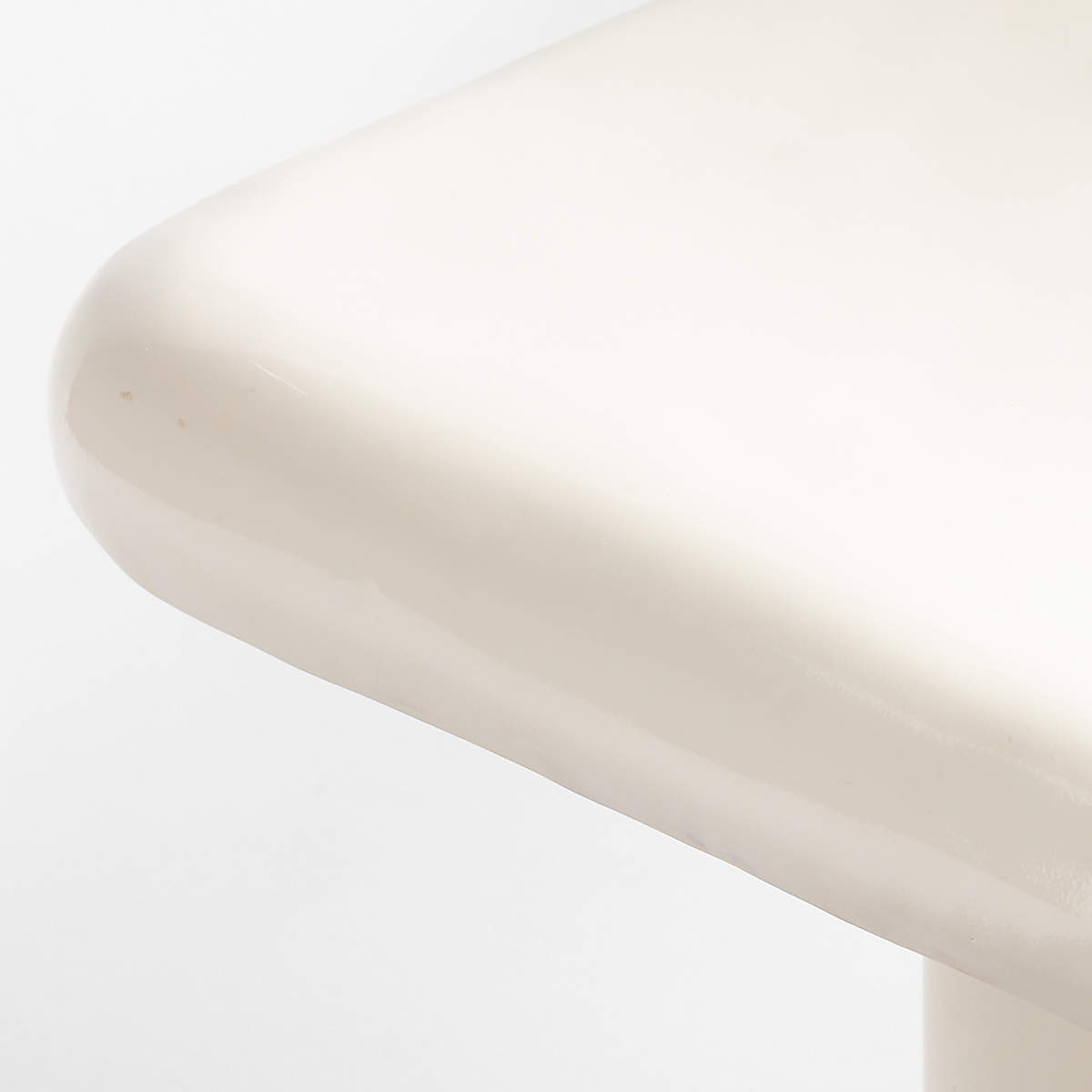 Vayle Short White Concrete Coffee Table thumbnail 4