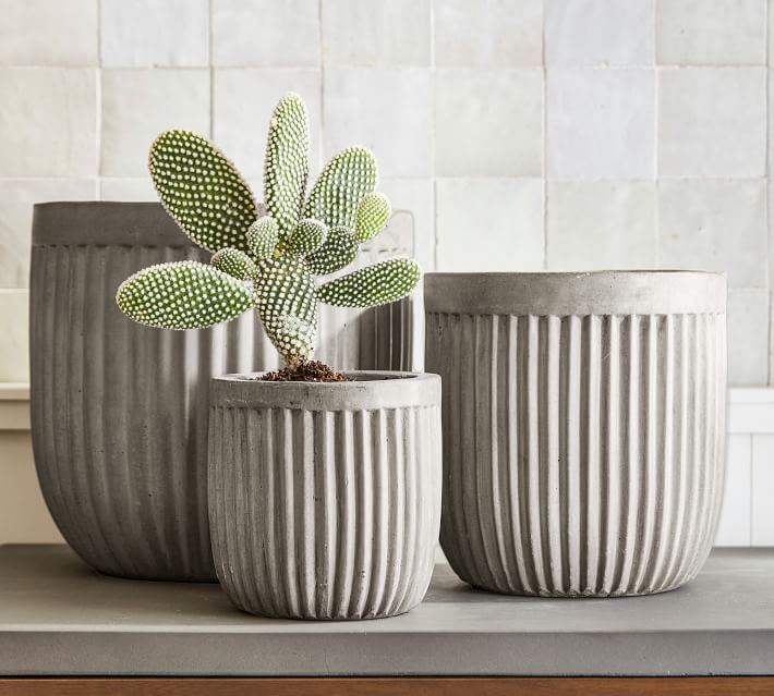 Concrete Fluted Planter-Large thumbnail 2