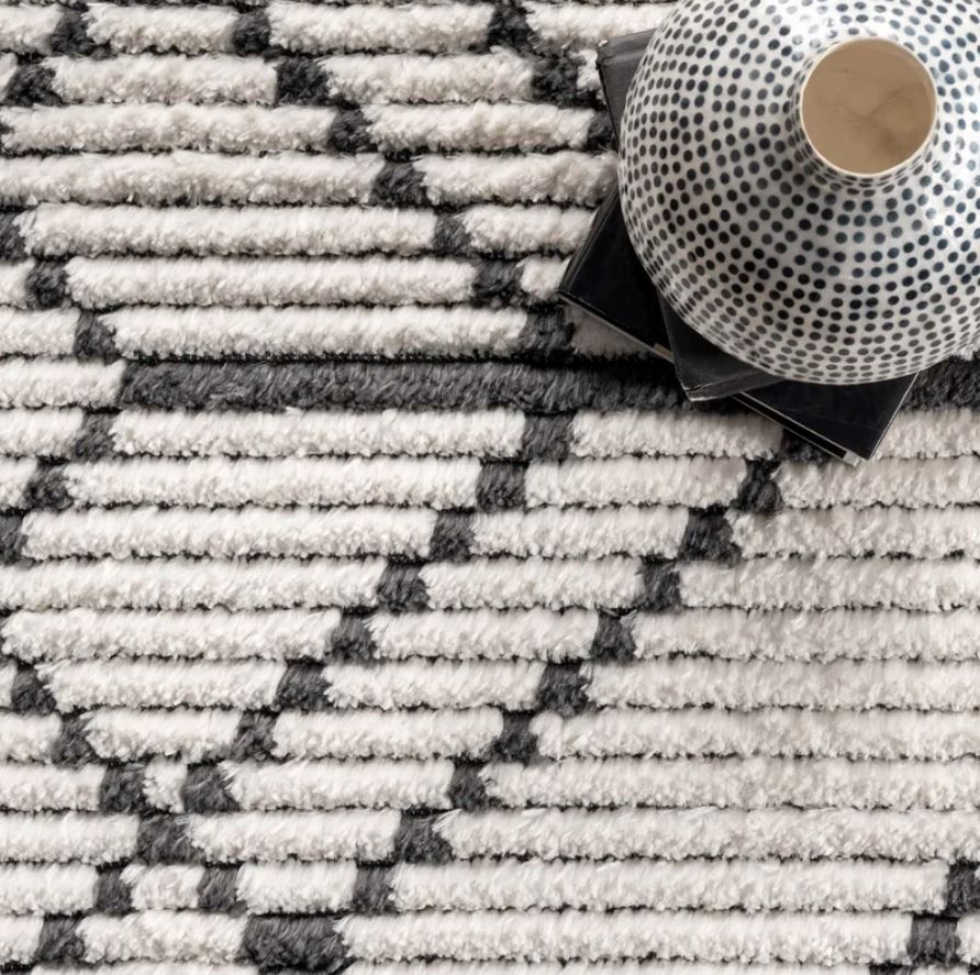 Nola Geometric Area Rug in Beige-8'10''x12 thumbnail 3