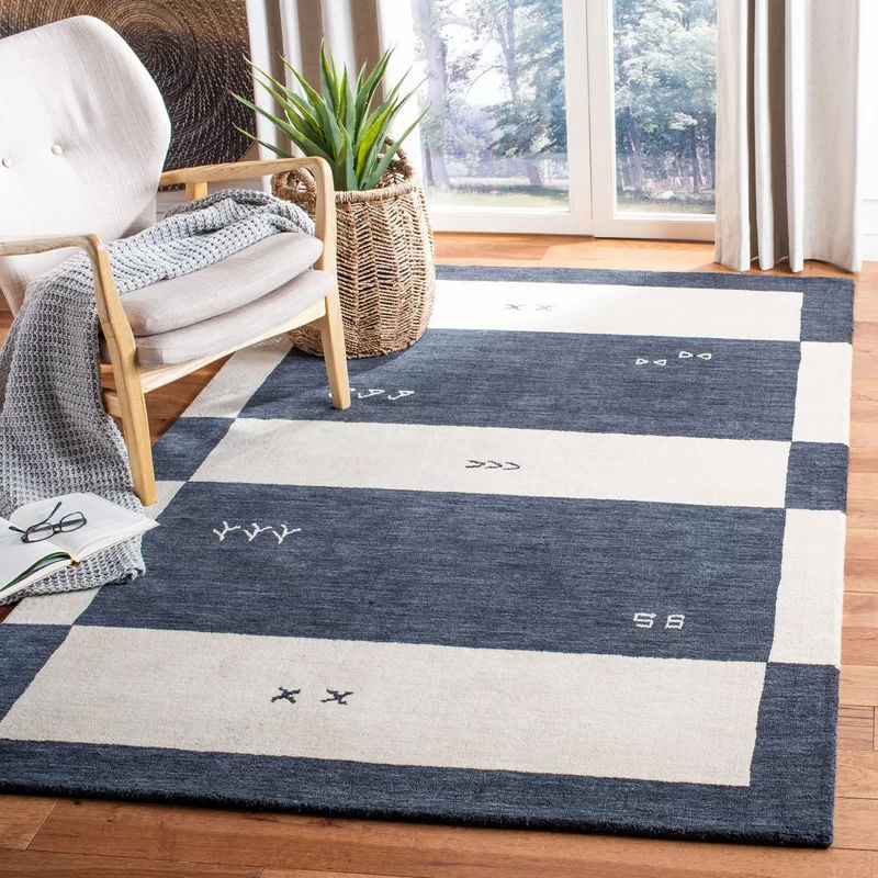 Santiago CreamBlack Wool Area Rug-8'x10' thumbnail 2