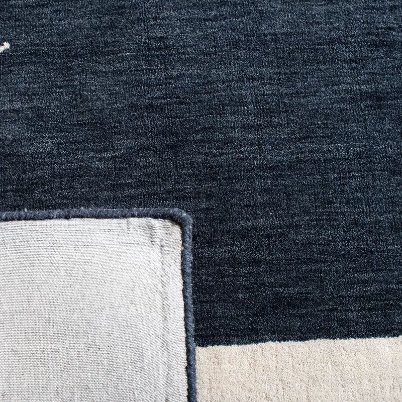 Santiago CreamBlack Wool Area Rug-8'x10' thumbnail 4