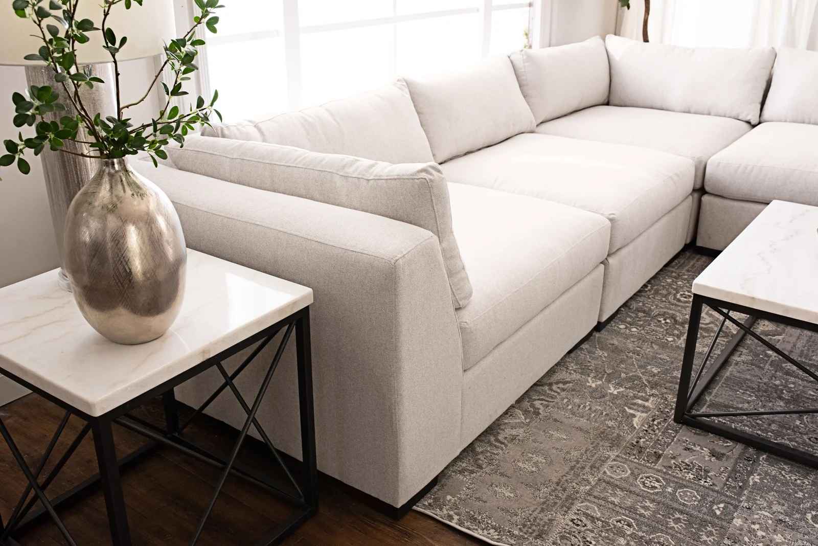 Thomas Symmetrical Modular Corner Sectional thumbnail 5