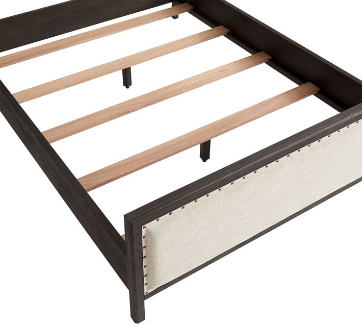 Toulouse Upholstered Bed King thumbnail 3