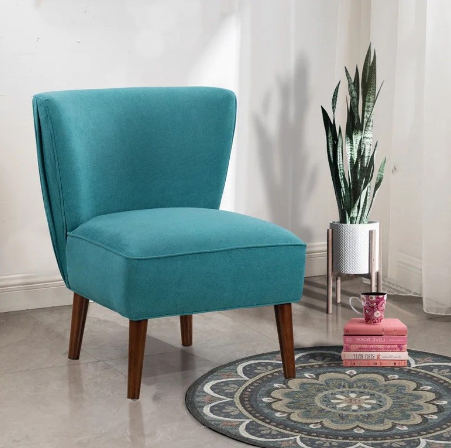 Gaege Wide Slipper Chair thumbnail 2